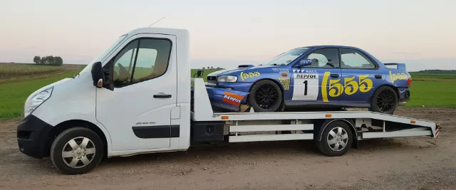 Autotransporter: Rallyeauto-Transport